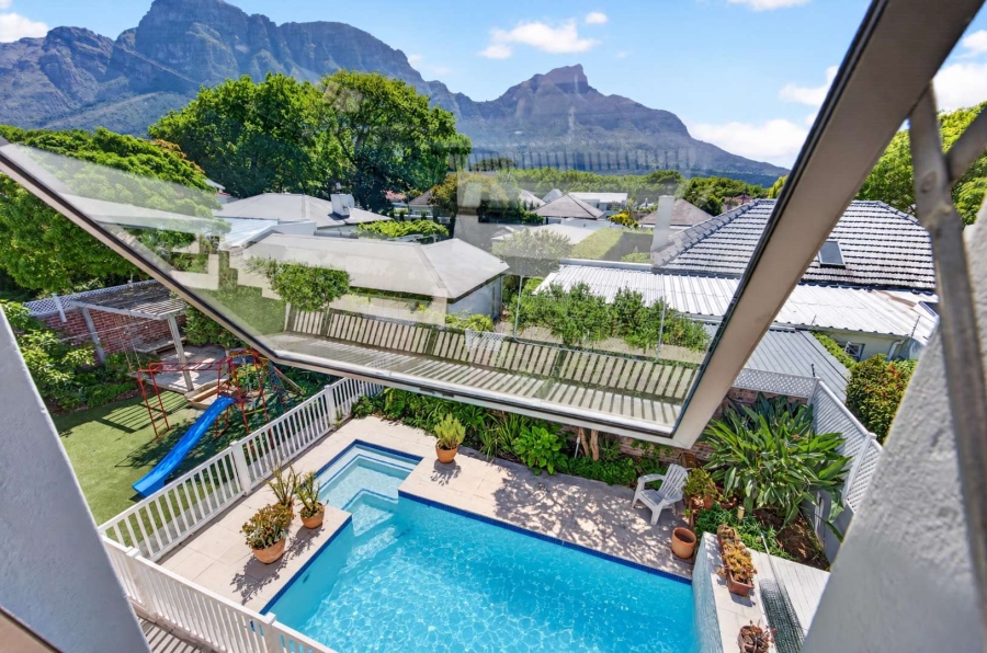 5 Bedroom Property for Sale in Claremont Upper Western Cape